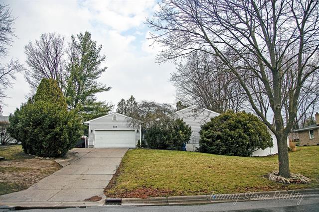front view picture of 510 W High Street, Greenville, MI. 48838