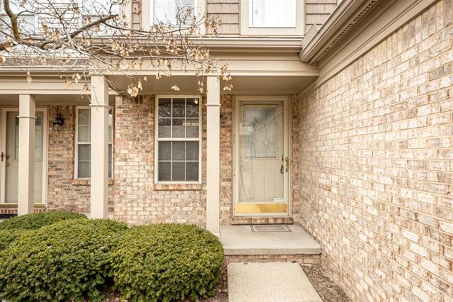 front view picture of 4462 Hunters Circle, Canton, MI. 48188