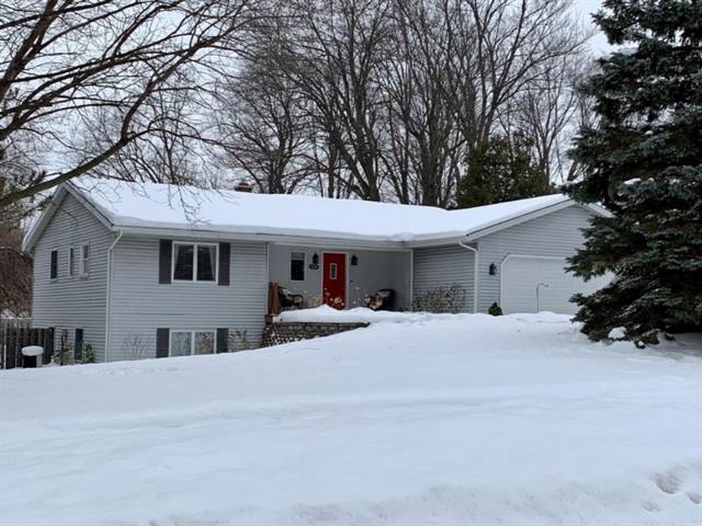 front view picture of 5288 Newcastlese  Drive, Grand Rapids, MI. 49508