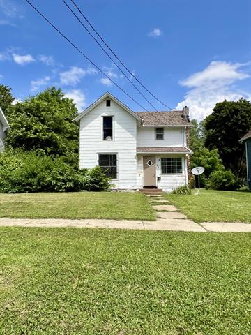 front view picture of 88 Battle Creek Avenue, Battle Creek, MI. 49037