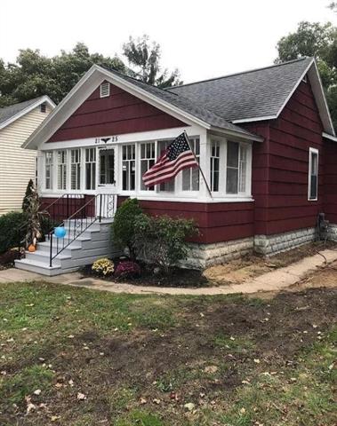front view picture of 2125 Harrison Avenue, Muskegon, MI. 49441