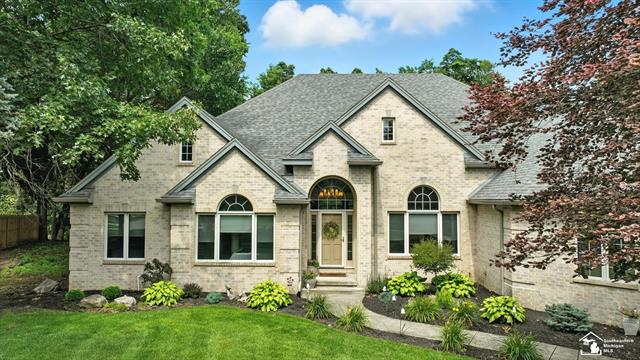 front view picture of 4174 Little Streams, Lambertville, MI. 48144