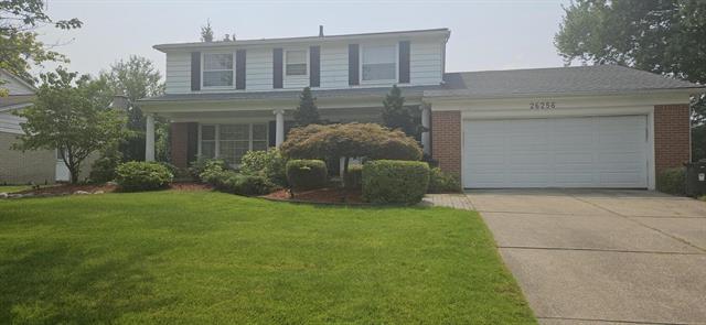 front view picture of 26256 Meadowbrook Way, Southfield, MI. 48076