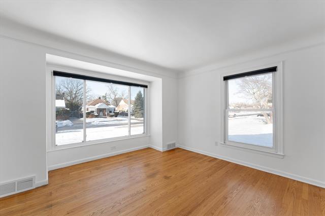 front view picture of 18926 Ashton Avenue, Detroit, MI. 48219