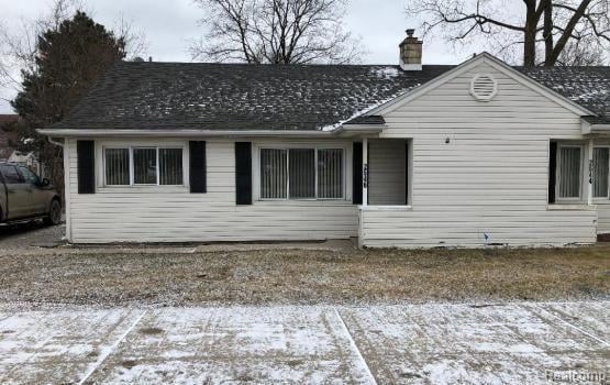 front view picture of 2546 Livernois Road, Troy, MI. 48083