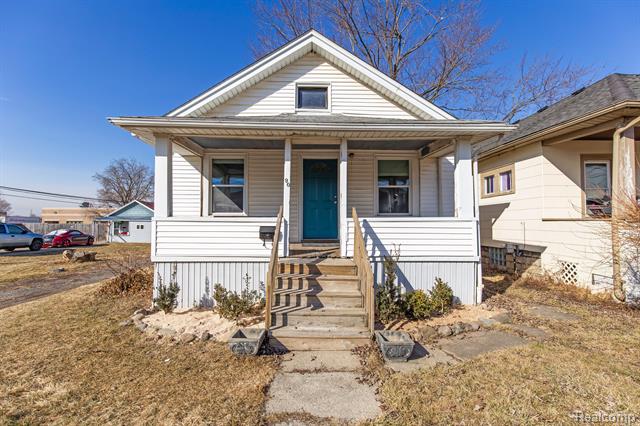 front view picture of 90 Rose St, Mount Clemens, MI. 48043