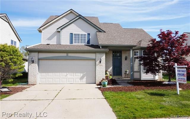 front view picture of 7851 Thornhill Drive, Ypsilanti, MI. 48197