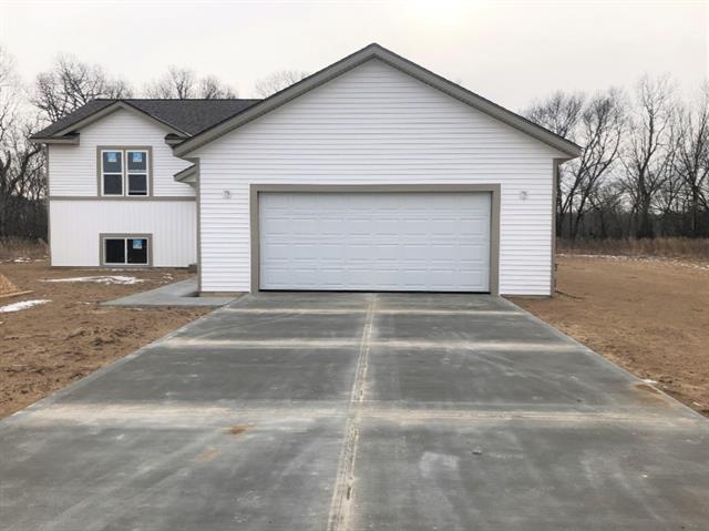 front view picture of 3242 Signal Point Drive, Allegan, MI. 49010