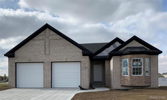 front view picture of 5121 Westminster Drive, Dundee, MI. 48131