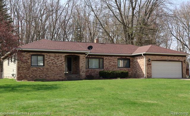 front view picture of 5393 N Dyewood, Flint, MI. 48532