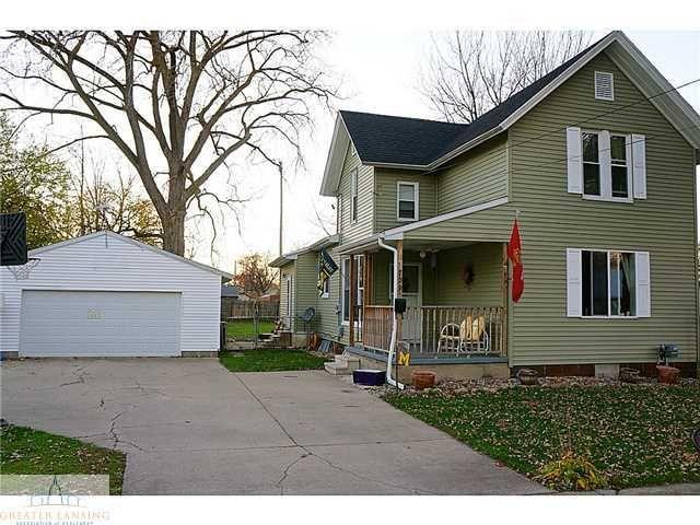front view picture of 709 Garfield Street, Saint Johns, MI. 48879