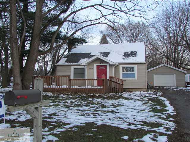 front view picture of 3126 Creston Avenue, Lansing, MI. 48906