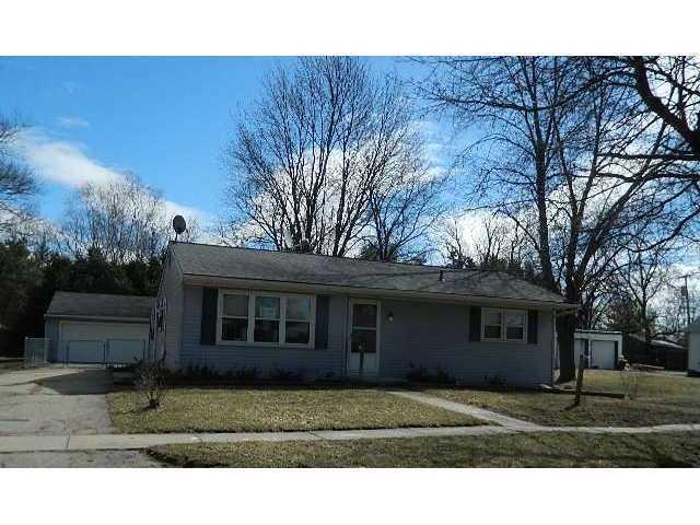 front view picture of 433 Fulton Street, Williamston, MI. 48895