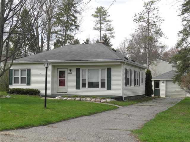 front view picture of 2194 Kent Street, Okemos, MI. 48864
