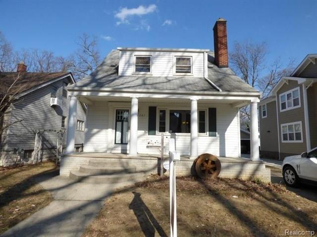 front view picture of 1207 Hoffman Ave, Royal Oak, MI. 48067