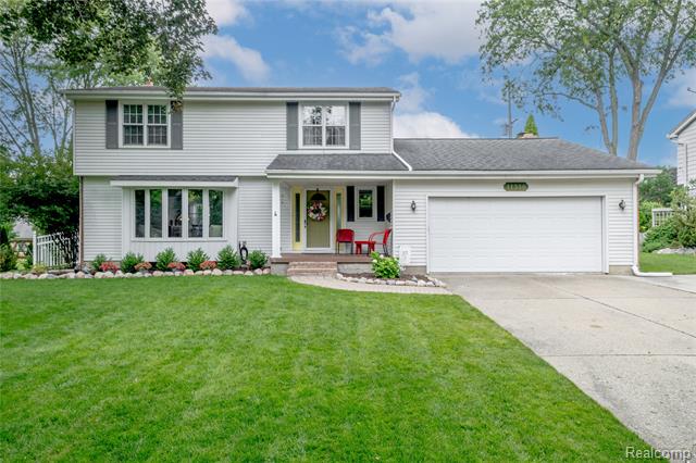 front view picture of 11216 Old Bridge Road, Grand Blanc, MI. 48439