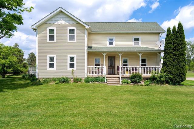 front view picture of 4206 Grand Blanc Road, Swartz Creek, MI. 48473