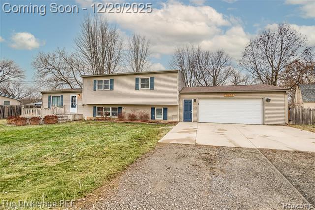 front view picture of 7072 Randee Street, Flushing, MI. 48433
