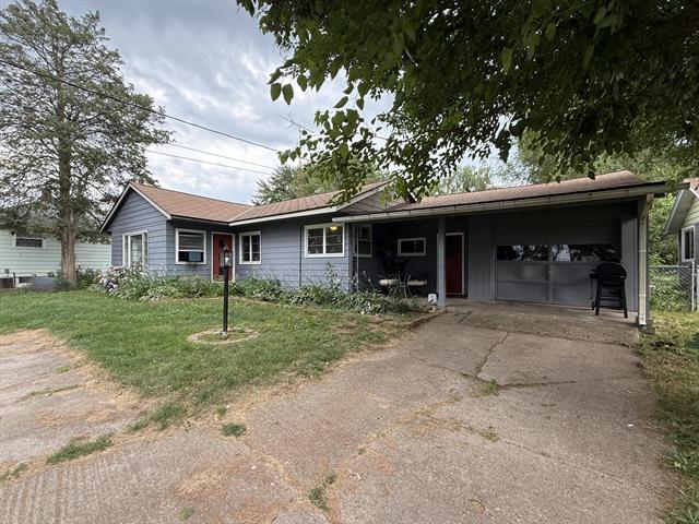front view picture of 9774 E Lansing Road, Durand, MI. 48429