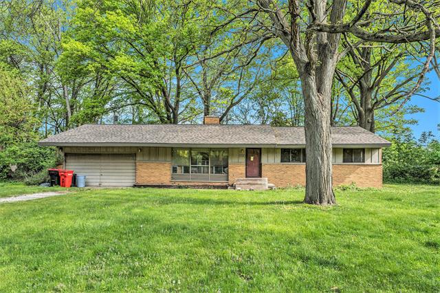 front view picture of 25216 Muerland Rd, Southfield, MI. 48033