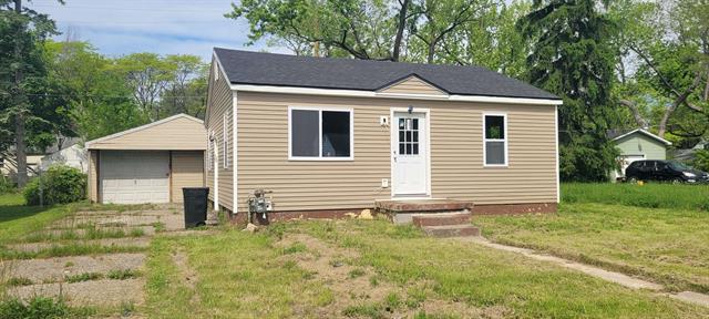 front view picture of 5405 Dupont Street, Flint, MI. 48505