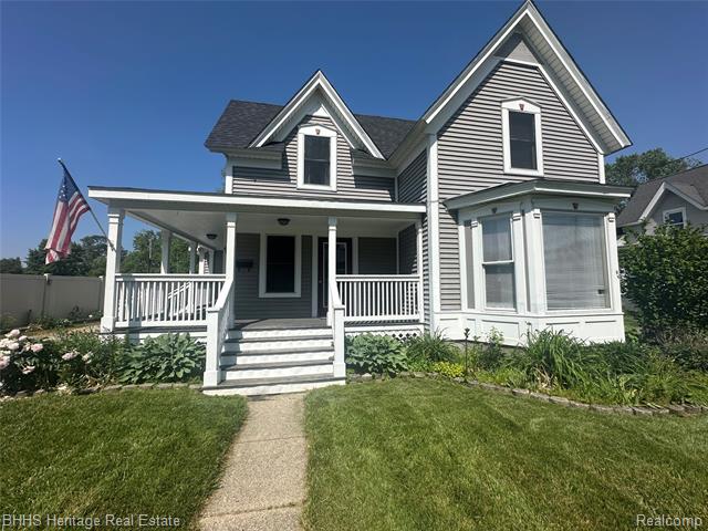front view picture of 403 N Oak, Durand, MI. 48429