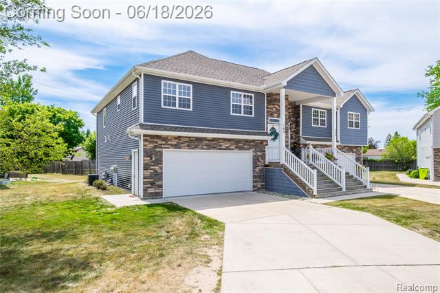 front view picture of 145 Whispering Pines Drive, Fenton, MI. 48430