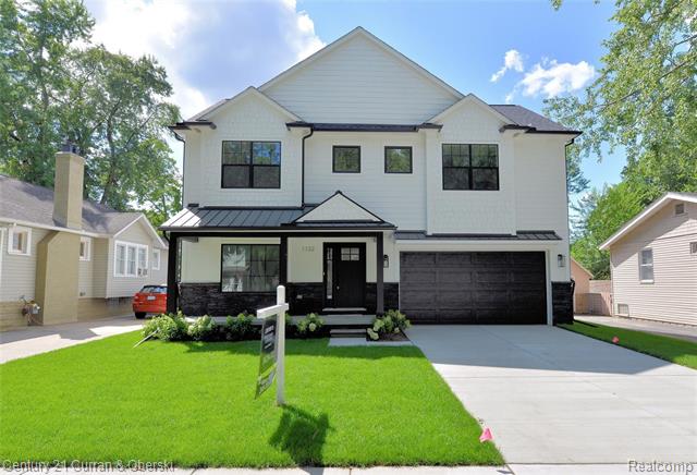 front view picture of 1122 Etowah Ave, Royal Oak, MI. 48067