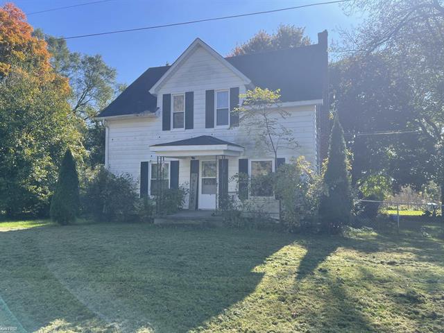 front view picture of 2423 W Stanley Road, Mount Morris, MI. 48458