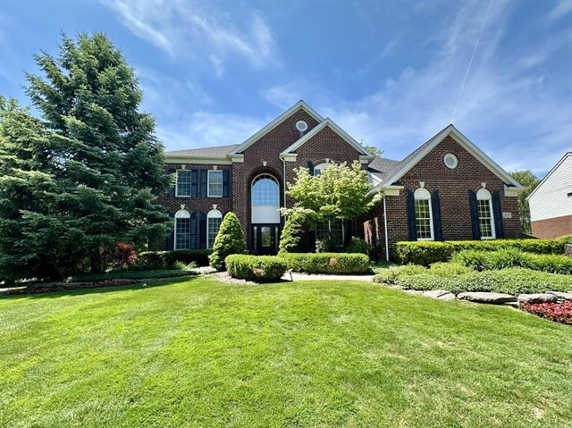 front view picture of 26375 Glenwood Dr, Novi, MI. 48374