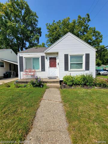 front view picture of 2221 Rowland Ave, Royal Oak, MI. 48067