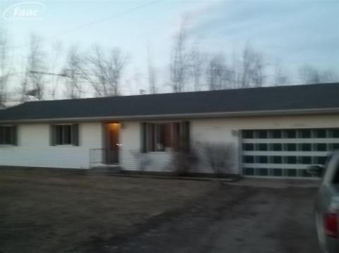 front view picture of 2209 Beck Road, Howell, MI. 48843