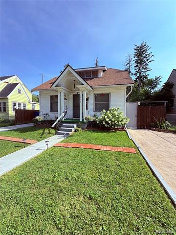 front view picture of 1702 Copeman, Flint, MI. 48504