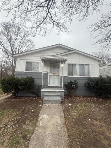 front view picture of 1977 Brighton Street, Highland Park, MI. 48203