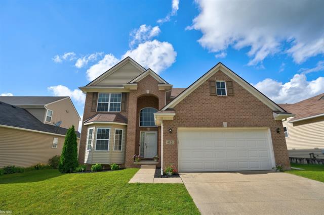 front view picture of 4121 Ash Tree Lane, Howell, MI. 48843