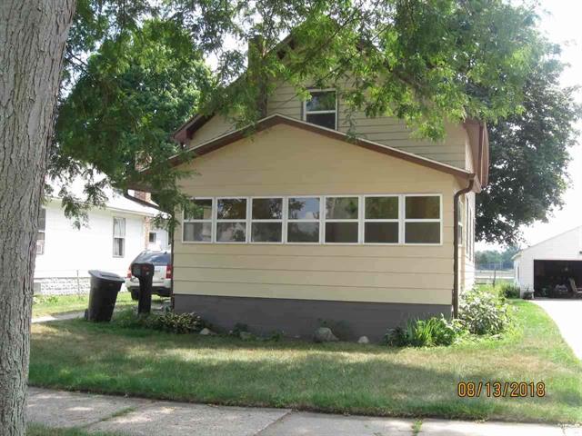 front view picture of 317 E Argyle, Jackson, MI. 49202