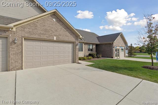 front view picture of 48270 Applegrove Lane, New Baltimore, MI. 48051
