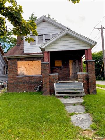 front view picture of 295 Marlborough Street, Detroit, MI. 48215