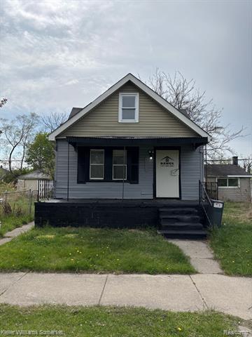 front view picture of 17421 Oakland Street, Highland Park, MI. 48203
