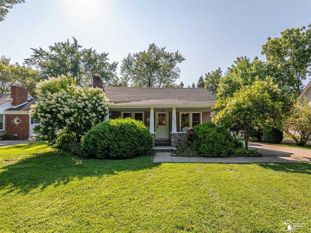 front view picture of 405 N Monroe Street, Blissfield, MI. 49228