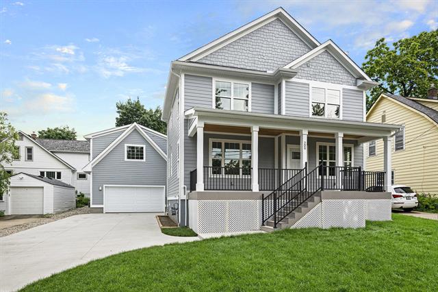 front view picture of 209 N 7Th Street, Ann Arbor, MI. 48103