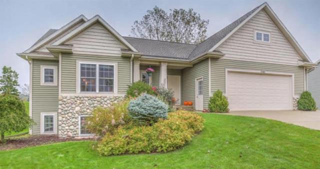 front view picture of 4582 Stable Drive, Hudsonville, MI. 49426