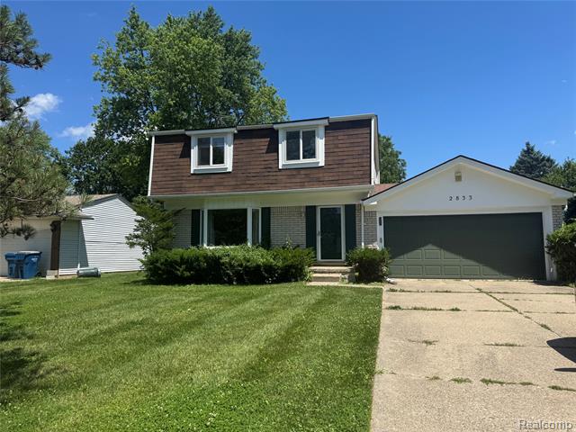 front view picture of 2833 Deake Avenue, Ann Arbor, MI. 48108