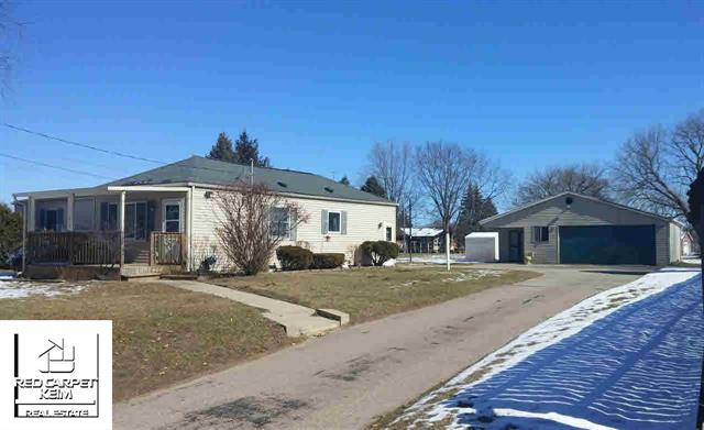 front view picture of 3499 S State Road, Davison, MI. 48423