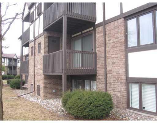front view picture of 6165 Innkeepers Court, East Lansing, MI. 48823