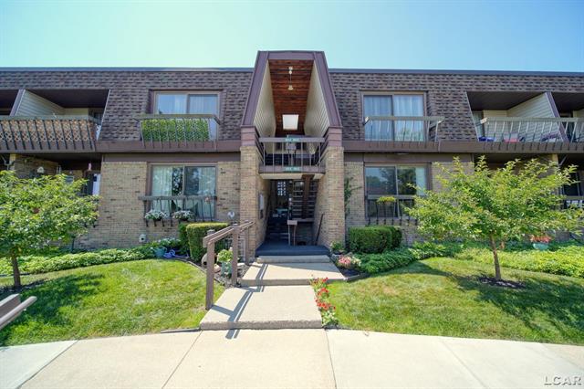 front view picture of 710 Lakeshire, Adrian, MI. 49221