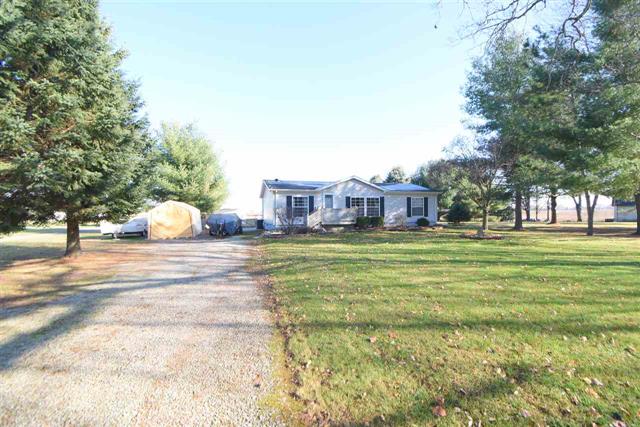 front view picture of 9445 E Lehring Rd., Durand, MI. 48429