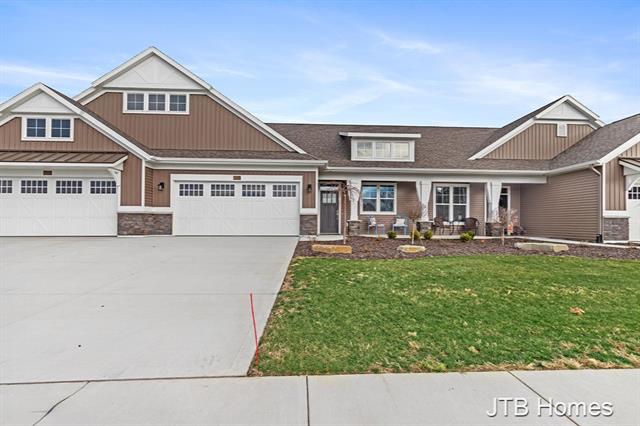 front view picture of 4223 Boynton Hollowsw  Drive, Grandville, MI. 49418