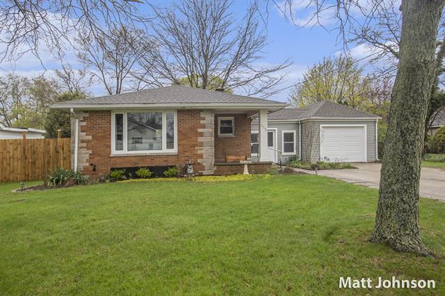 front view picture of 3275 Mc Cracken Street, Muskegon, MI. 49441
