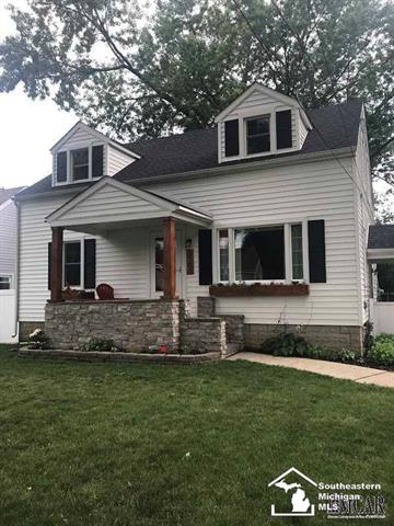 front view picture of 5563 Central, Monroe, MI. 48161